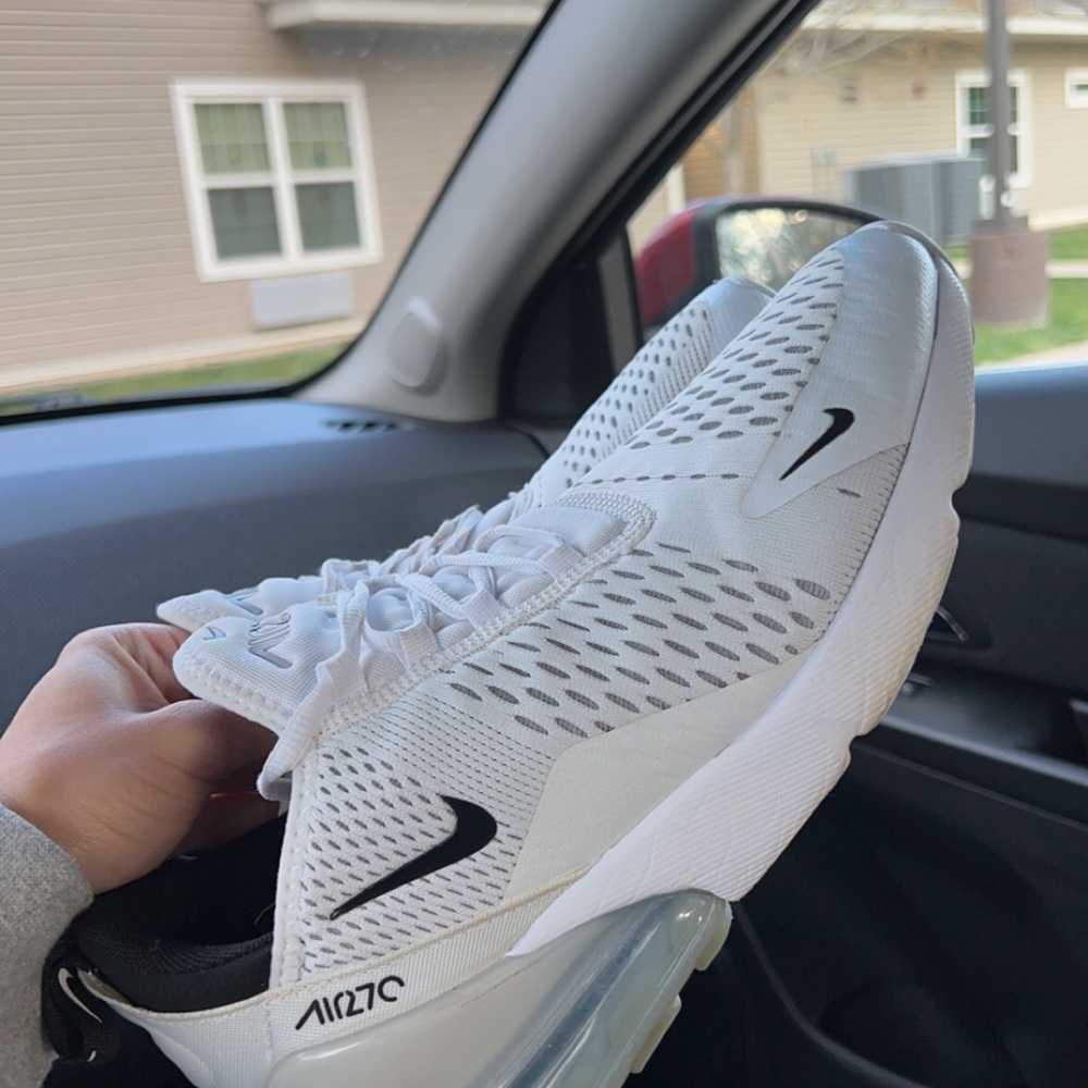 Nike airmax 270 womens 8.5
